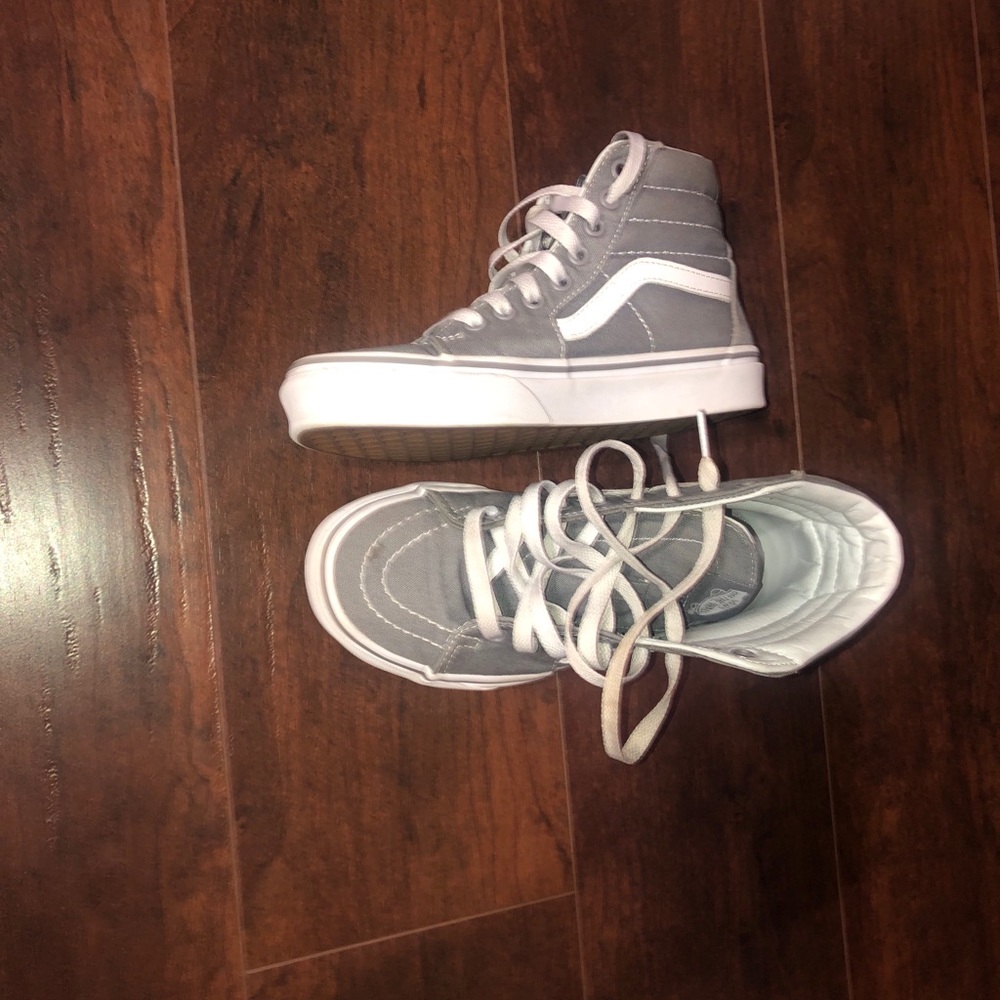 Vans - Picture 6 of 9